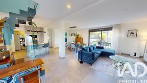 House in Maincy (77950)