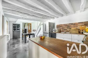 Maison de campagne à Montigny-Lencoup (77520)