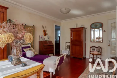Apartment in Houilles (78800)
