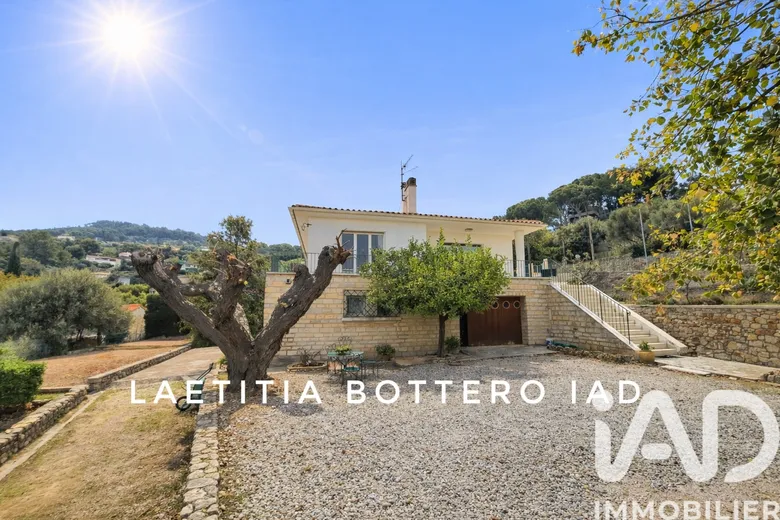 Maison 6 pièces 163 m² · à Ollioules · 163 m² · 752 000 €