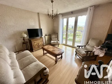 Apartment in Viry-Châtillon (91170)