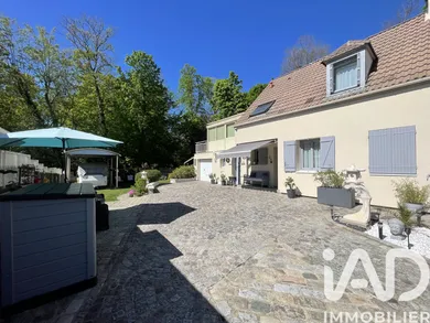 Townhouse in Saint-Leu-la-Forêt (95320)