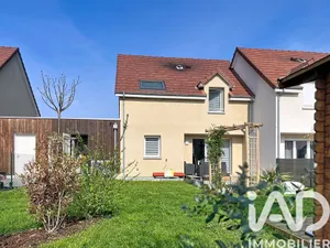 House in Petiville (76330)