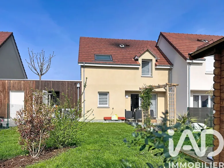 Maison 4 pièces 88 m² · à Petiville · 88 m² · 179 000 €