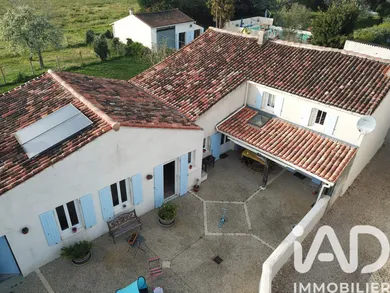 House in Chaniers (17610)