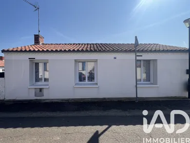Traditional house in Saint-Vincent-sur-Jard (85520)