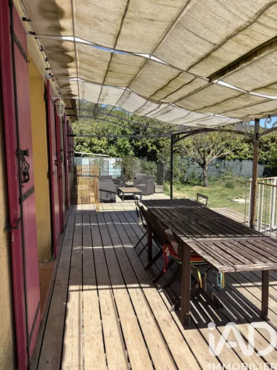 Maison à Besse-sur-Issole (83890)