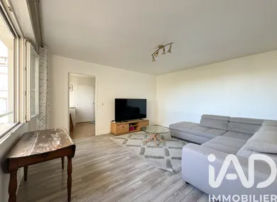 Apartment in Issy-les-Moulineaux (92130)