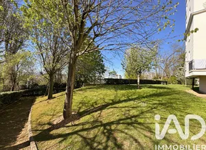 Appartement à Issy-les-Moulineaux (92130)