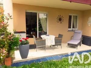 Apartment in Saint-Saulve (59880)