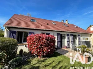 Maison traditionnelle à Bonnelles (78830)