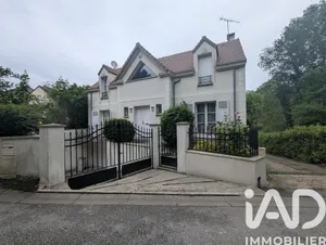 Maison à Jouars-Pontchartrain (78760)