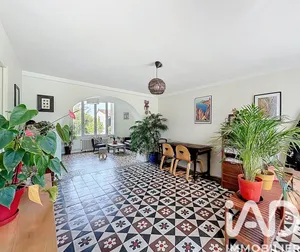 House in Bures-sur-Yvette (91440)