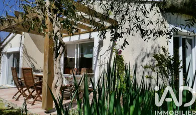 Maison traditionnelle à Saint-Sulpice-la-Pointe (81370)