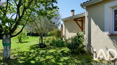 Maison traditionnelle à Saint-Sulpice-la-Pointe (81370)