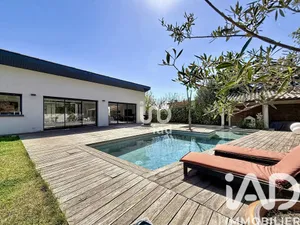 Architectural house in Montarnaud (34570)