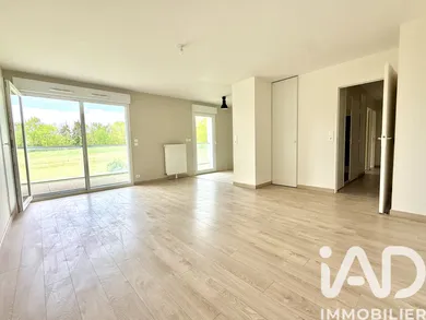 Apartment in Rennes (35700)
