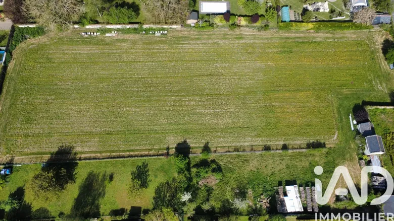Terrain à bâtir à Beaumont-en-Véron (37420) · 64 500 €