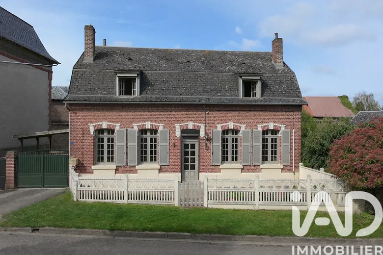 Maison 6 pièces 181 m² · à Sorel · 181 m² · 182 000 €