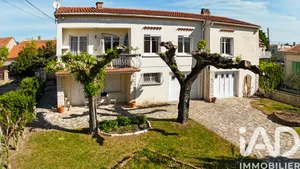 Maison traditionnelle à Roquemaure (30150)