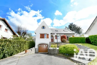 Maison traditionnelle à Corbeil-Essonnes (91100)