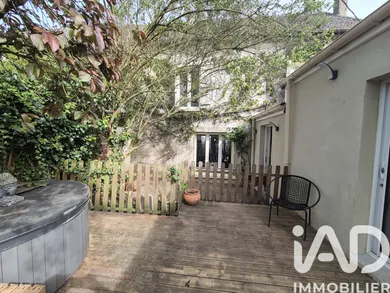 Traditional house in Montceaux-lès-Meaux (77470)