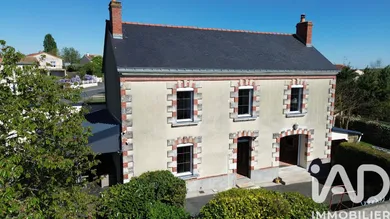 House in Lys-Haut-Layon (49560)
