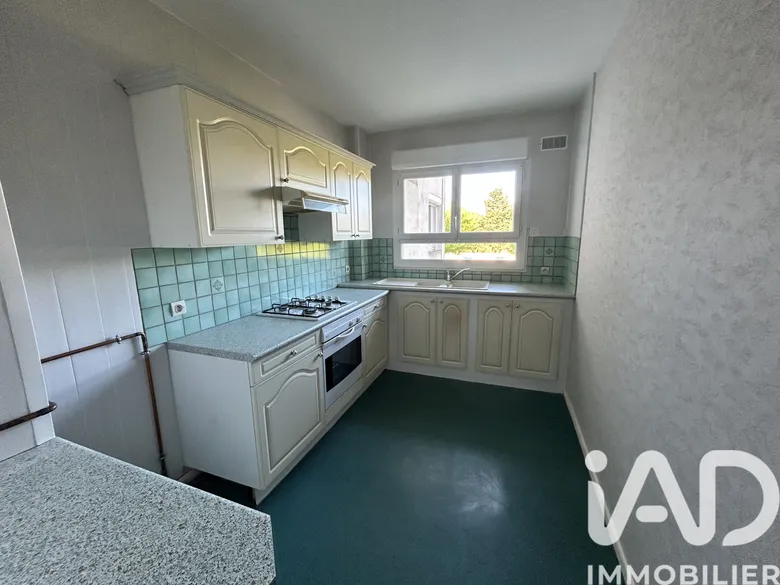 Appartement 4 pièces 77 m² · à Parthenay · 77 m² · 91 000 €