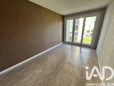 Appartement à Parthenay (79200)
