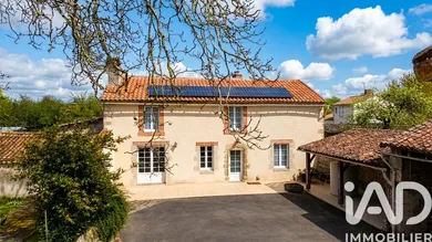 Maison à Lhoumois (79390)