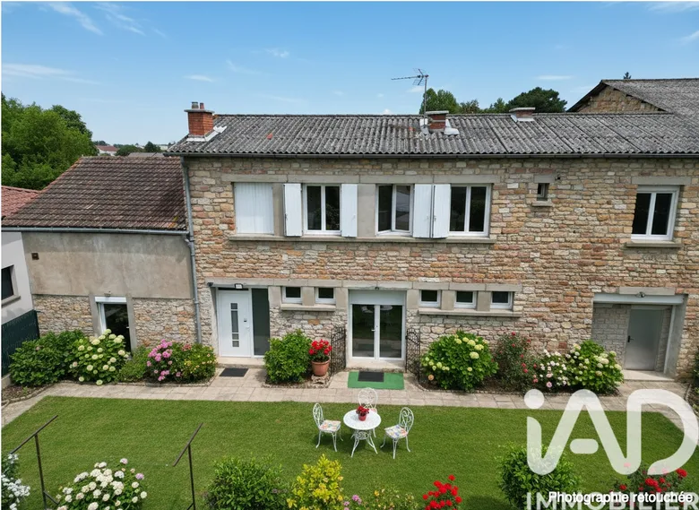 Maison 7 pièces 241 m² · à Mâcon · 241 m² · 378 000 €