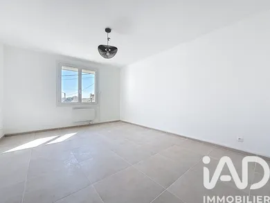 Apartment in Toulon (83000)