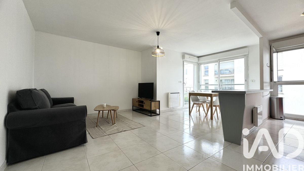 Appartement 3 pièces de 56 m² à Savigny-sur-Orge (91600)