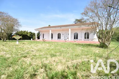 Maison à Saint-Hilaire (31410)