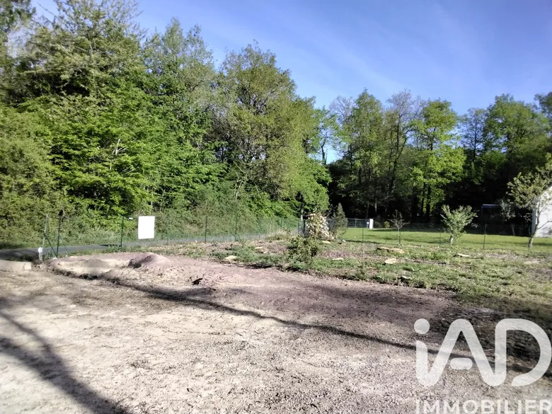 Terrain à bâtir à Verrie (49400) · 27 000 €