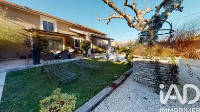 Mas à Mollégès (13940)