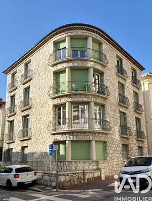 Apartment in Nice (06100)