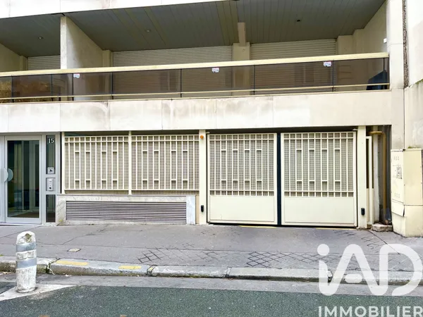 Parking à Paris (75006) photo 2