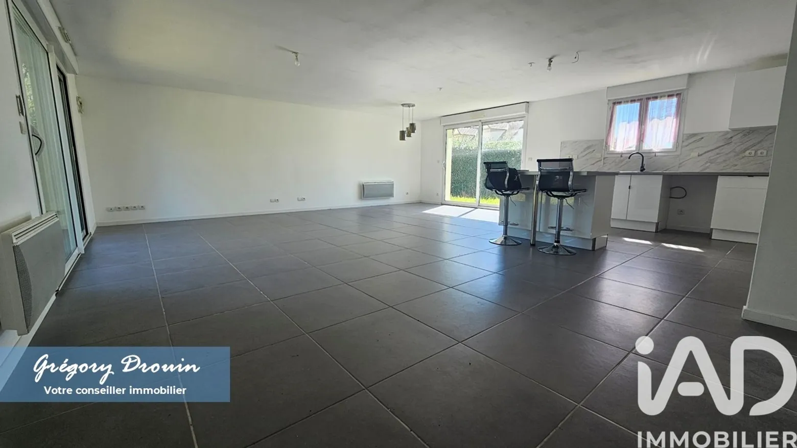 Vente maison à Ferrières-en-Gâtinais (45210) : maison traditionnelle 6 pièces 140 m² - 1993739 — 3