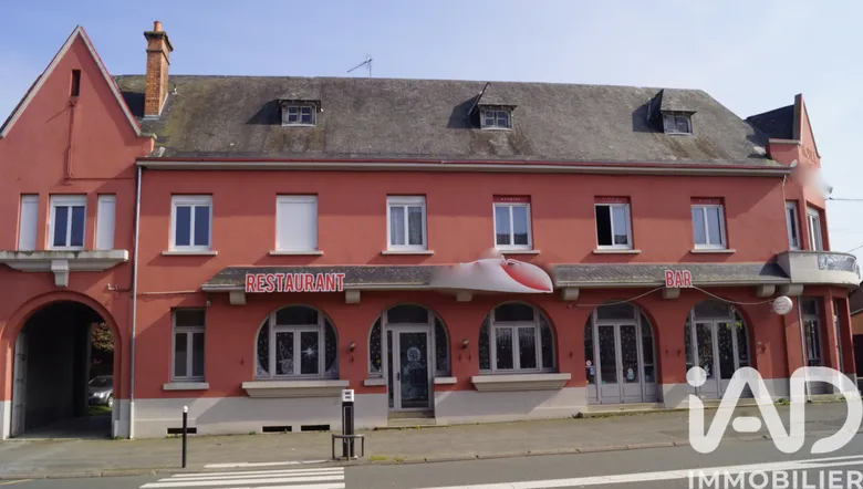 Immeuble 638 m² · à Cérans-Foulletourte · 638 m² · 263 000 €