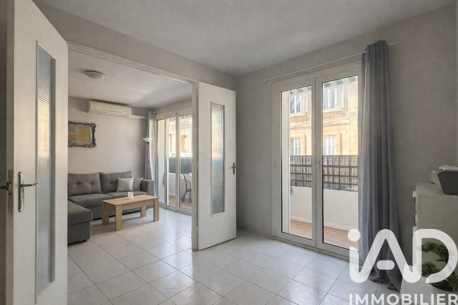 Vente appartement à Marseille (13004) : appartement 2 pièces 50 m² - 1992121 — 6