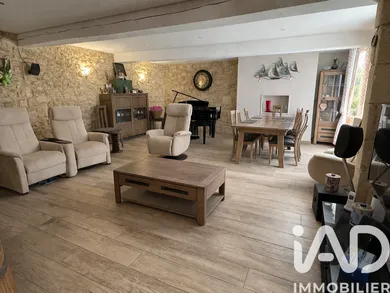 Maison de ville à Laruscade (33620)