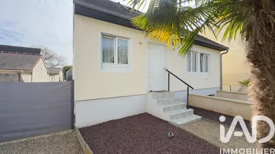 Maison traditionnelle à Saint-Fargeau-Ponthierry (77310)