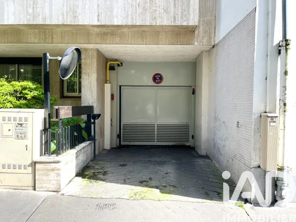 Garage à Paris (75016) photo 2