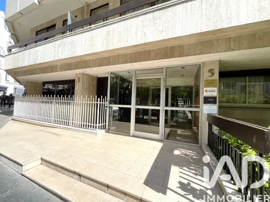 Garage à Paris (75016)