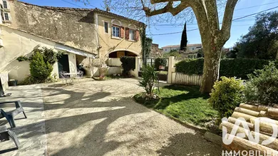 Townhouse in Sainte-Cécile-les-Vignes (84290)