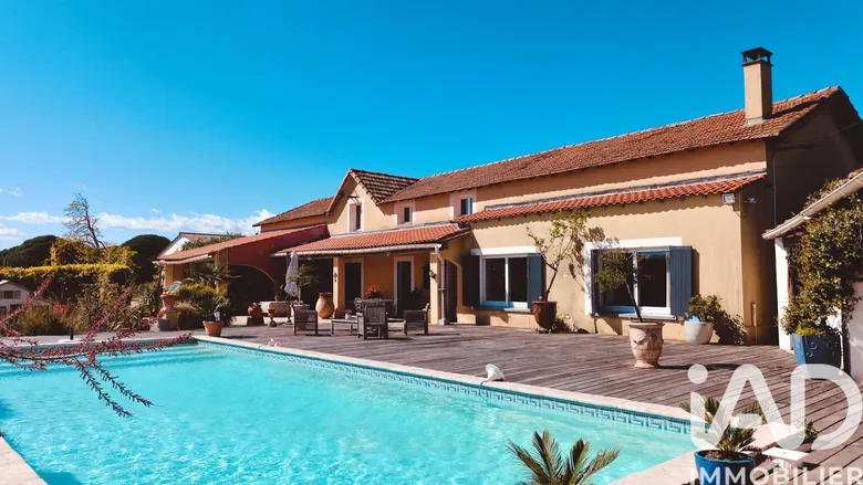 Maison 20 pièces 453 m² · à Saint-Laurent-d'Aigouze · 453 m² · 1 589 000 €