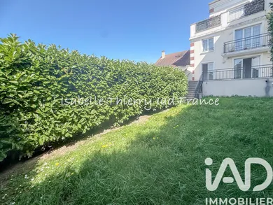 Apartment in Villebon-sur-Yvette (91140)