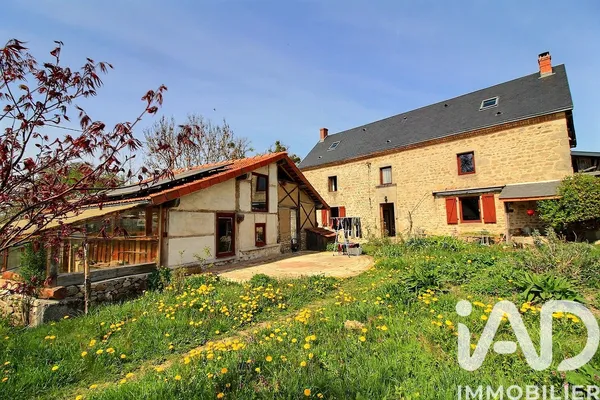 Vente maison à Miremont (63380) : maison de ville 8 pièces 148 m² — 8