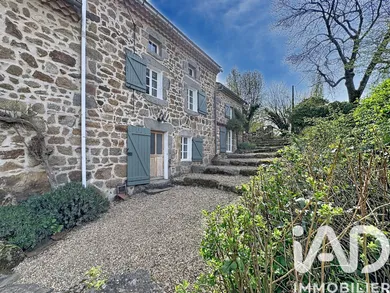 Maison de campagne à Auzelles (63590)
